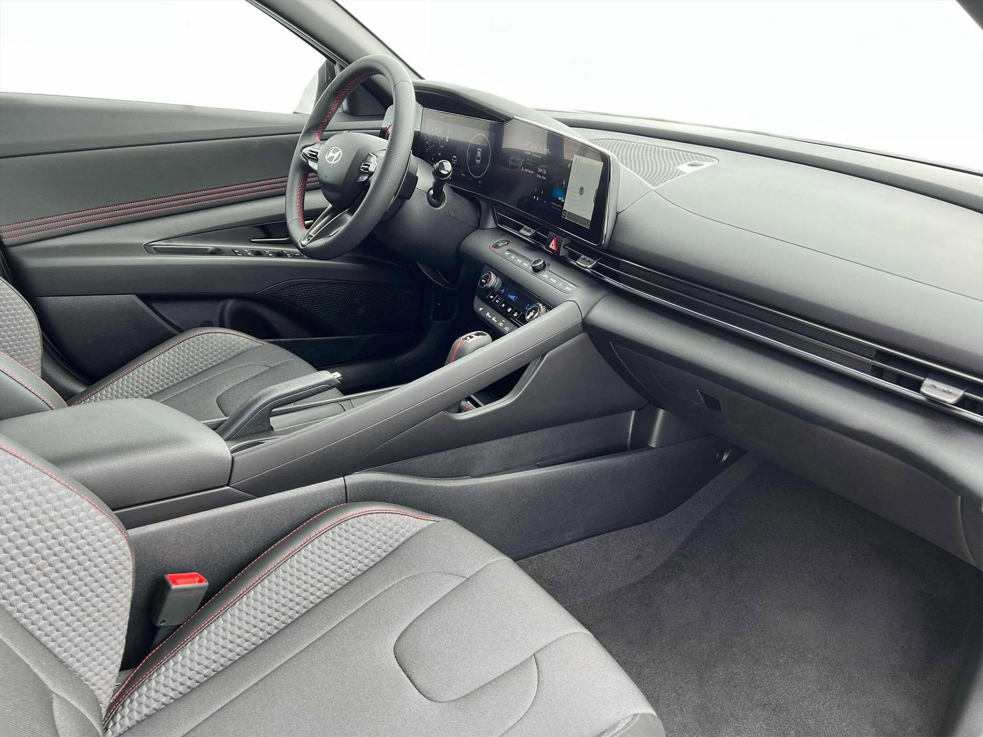 2025 Hyundai Elantra N Line photo 15