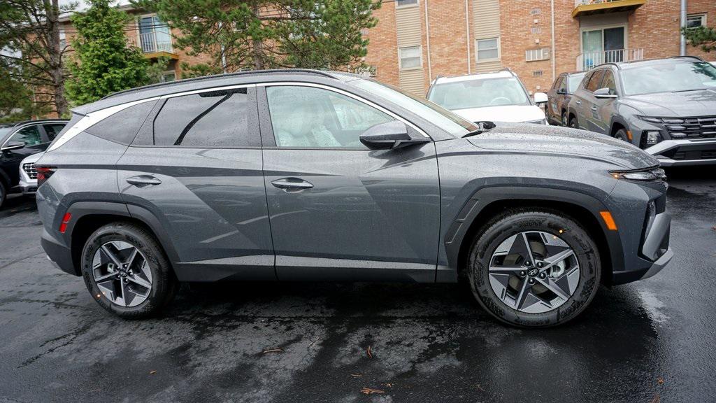 2026 Hyundai Tucson SEL photo 3