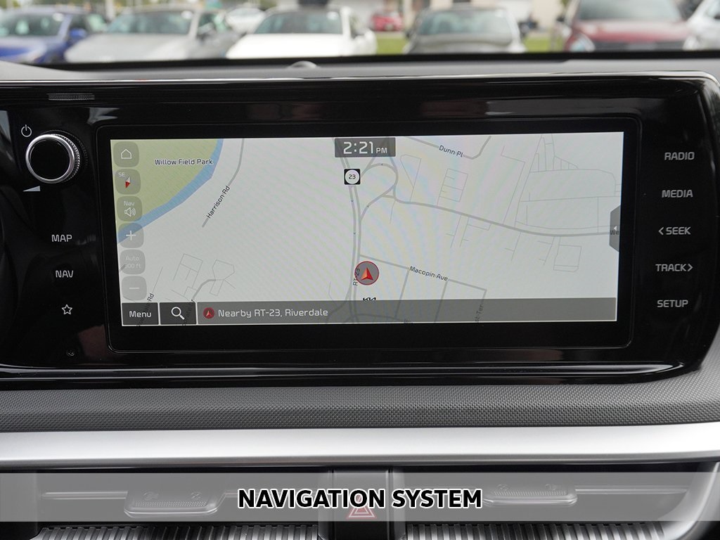 2024 Kia K5 GT-Line photo 3