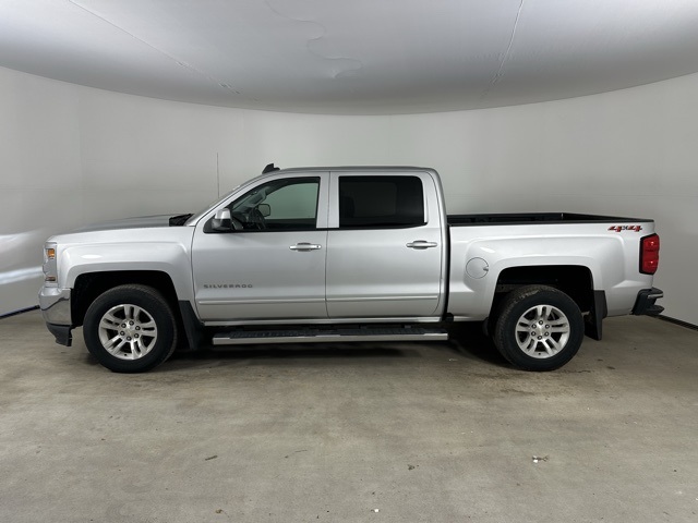 2018 Chevrolet Silverado 1500 LT photo 11
