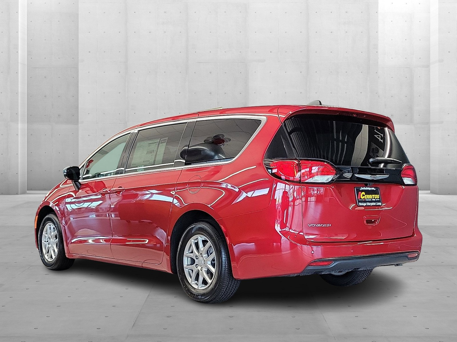 2025 Chrysler Voyager LX photo 2