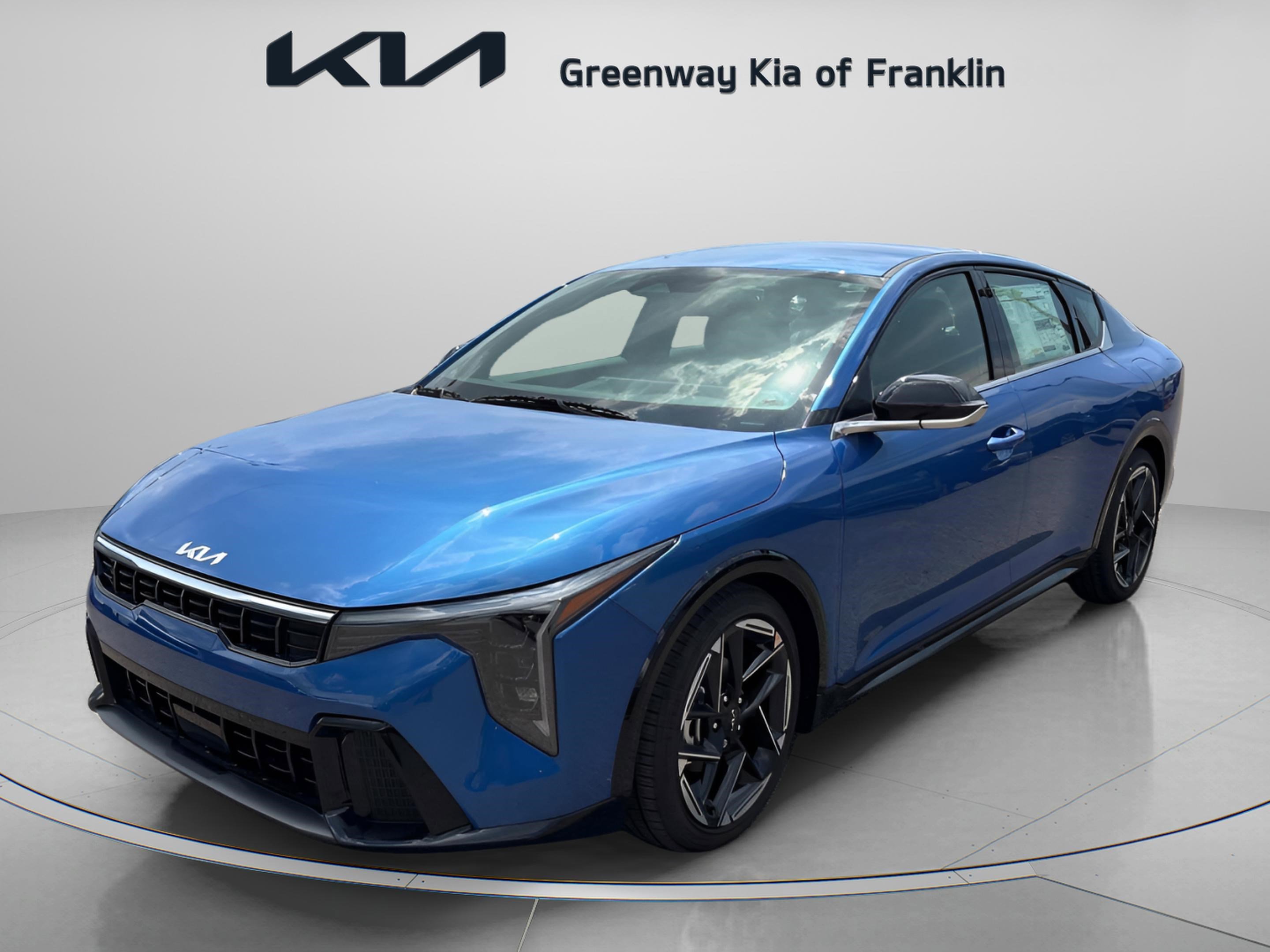2025 Kia K4 GT-Line photo 3