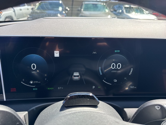 2025 Hyundai Tucson Hybrid Limited photo 3