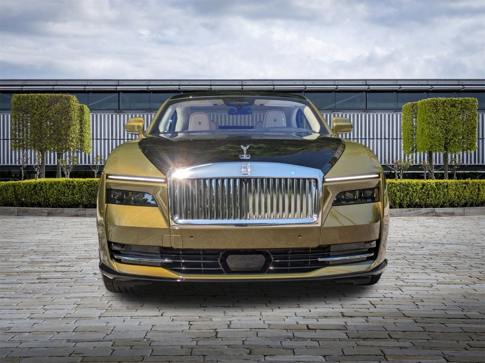 2024 Rolls Royce Spectre RR photo 5