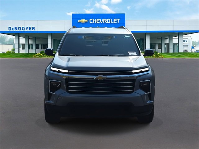 2026 Chevrolet Traverse photo 2