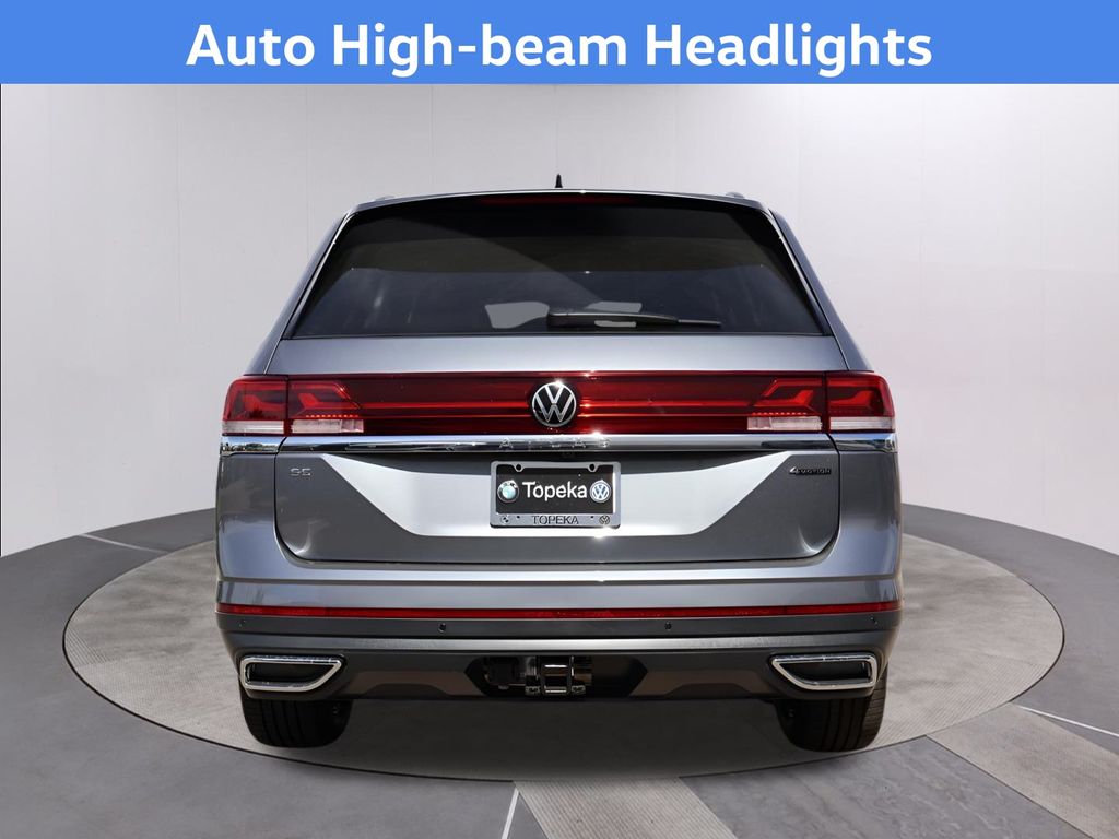 2025 Volkswagen Atlas SE Technology photo 3