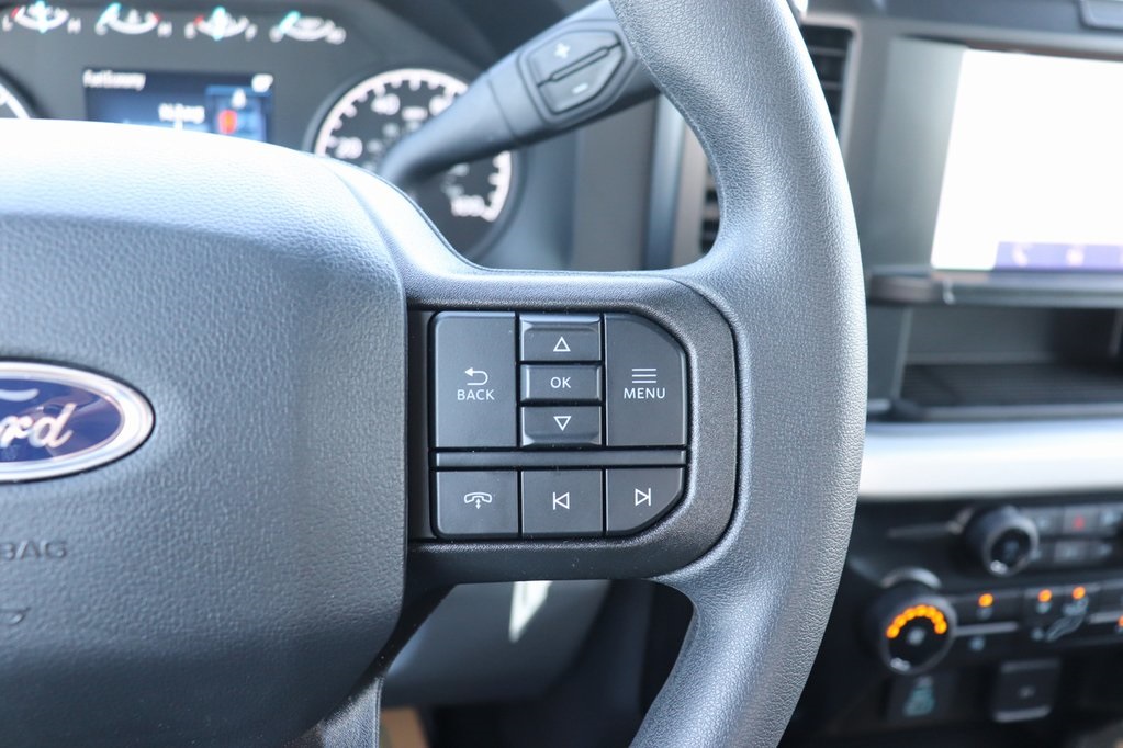 2025 Ford F-350 XLT photo 27