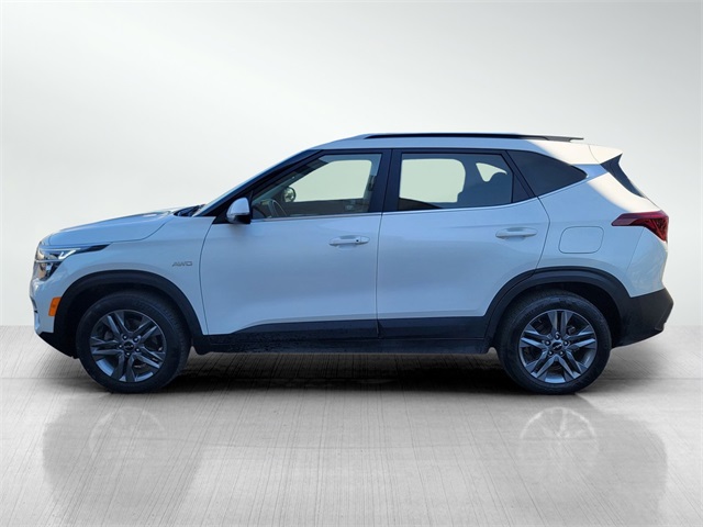 2023 Kia Seltos S photo 6