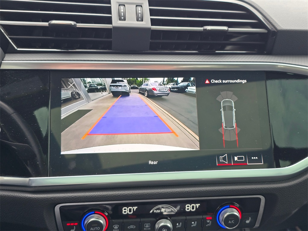 2024 Audi Q3 S line Premium photo 4