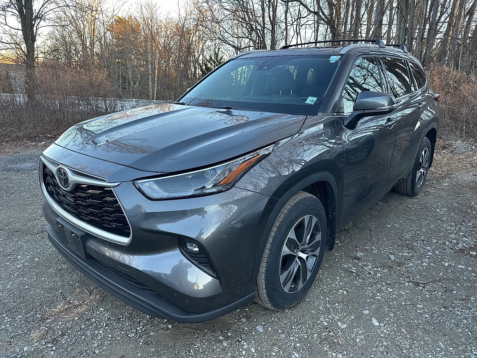 2022 Toyota Highlander XLE's photo