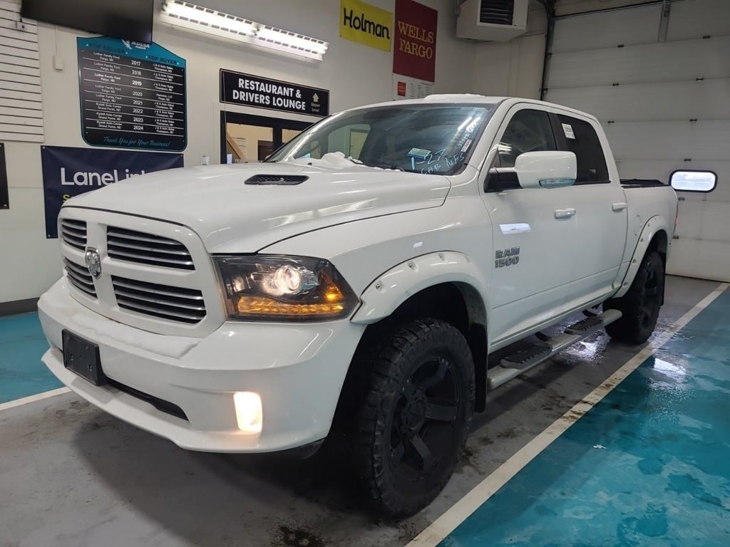 2015 RAM Ram 1500 Pickup Sport