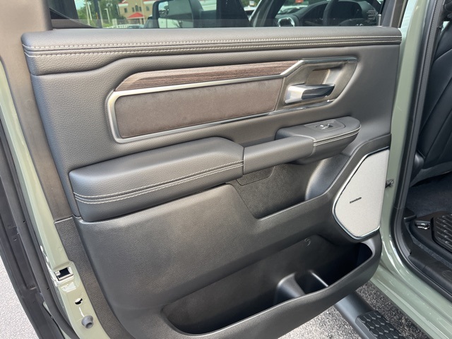 2026 Ram 1500 Laramie photo 9