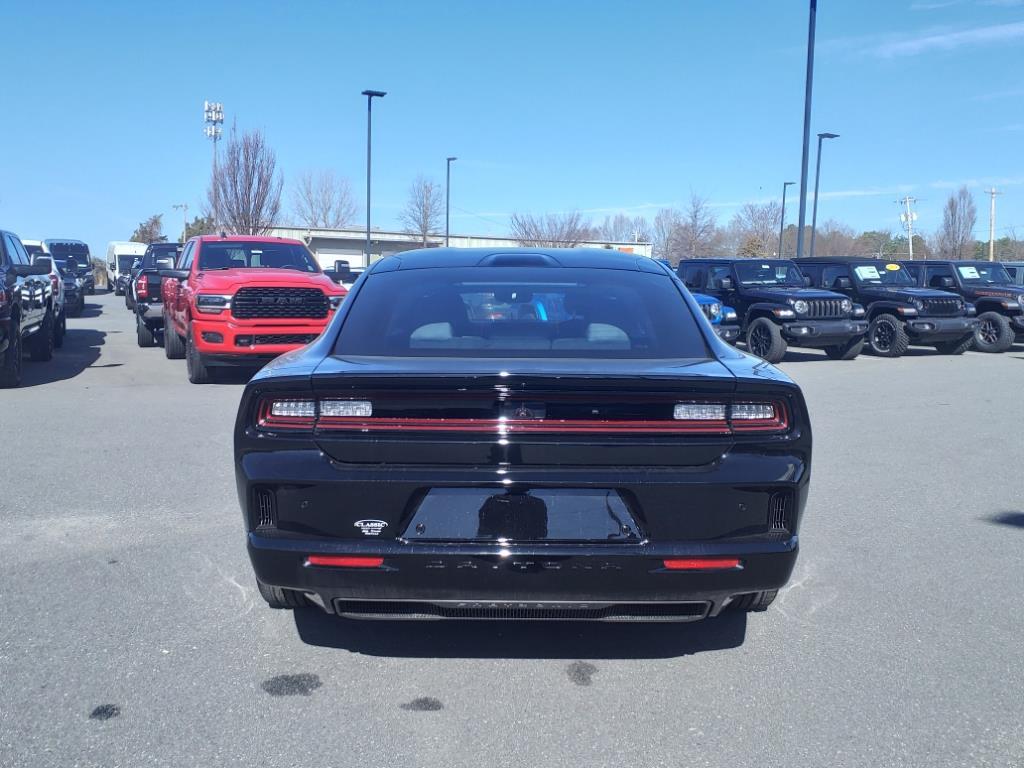 2025 Dodge Charger R/T photo 16