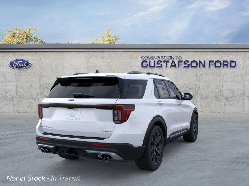 2025 Ford Explorer Platinum photo 9