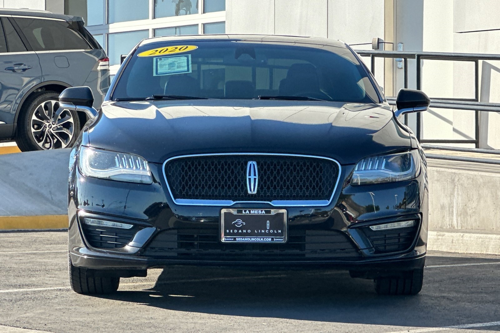 2020 Lincoln MKZ Hybrid Reserve photo 8