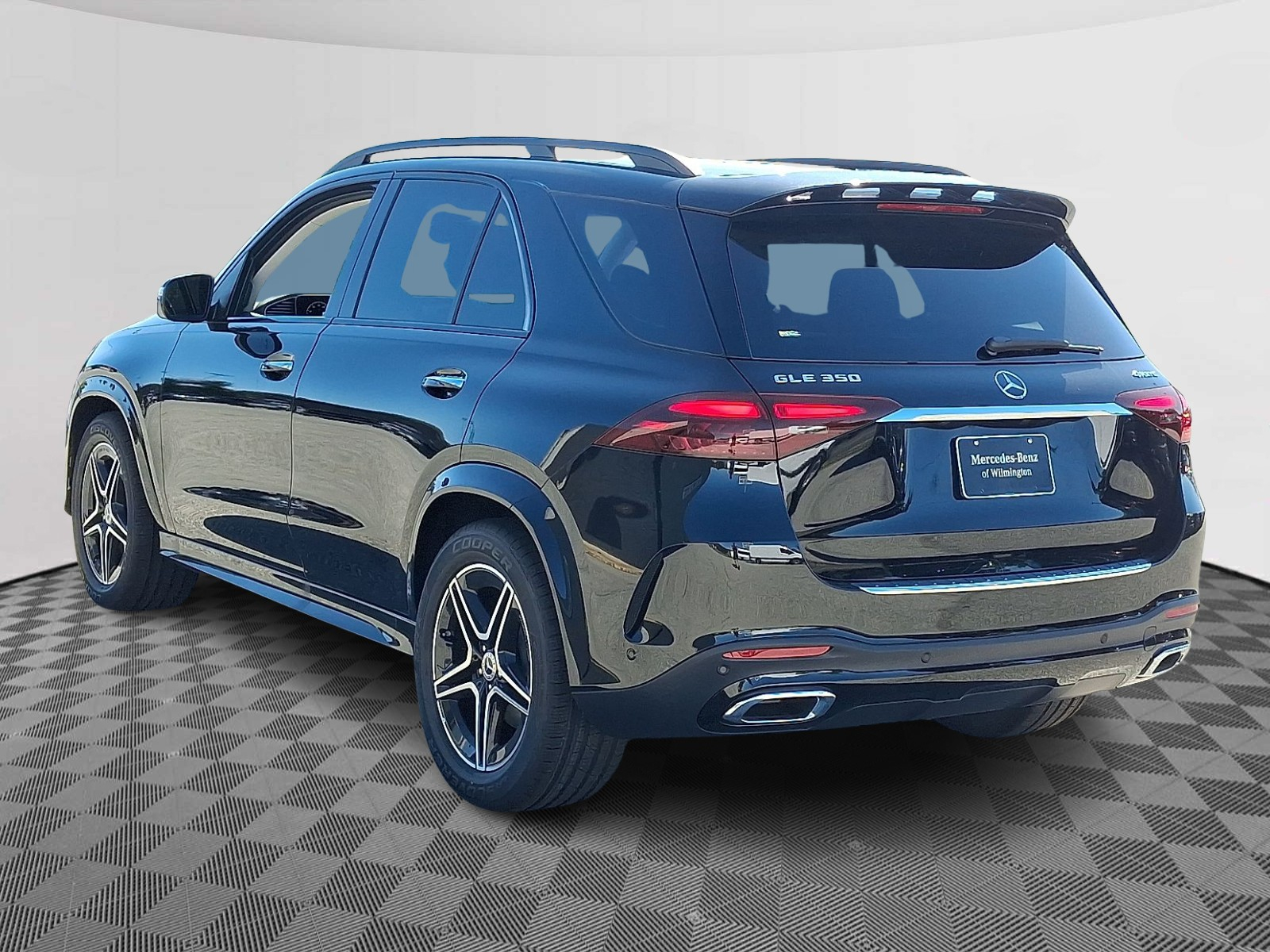 2026 Mercedes Benz GLE 350 4MATIC photo 4