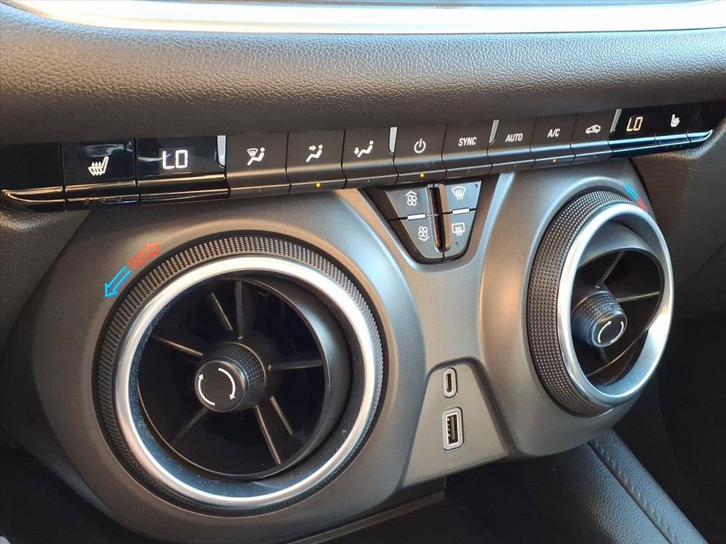 2021 Chevrolet Blazer 2LT photo 18