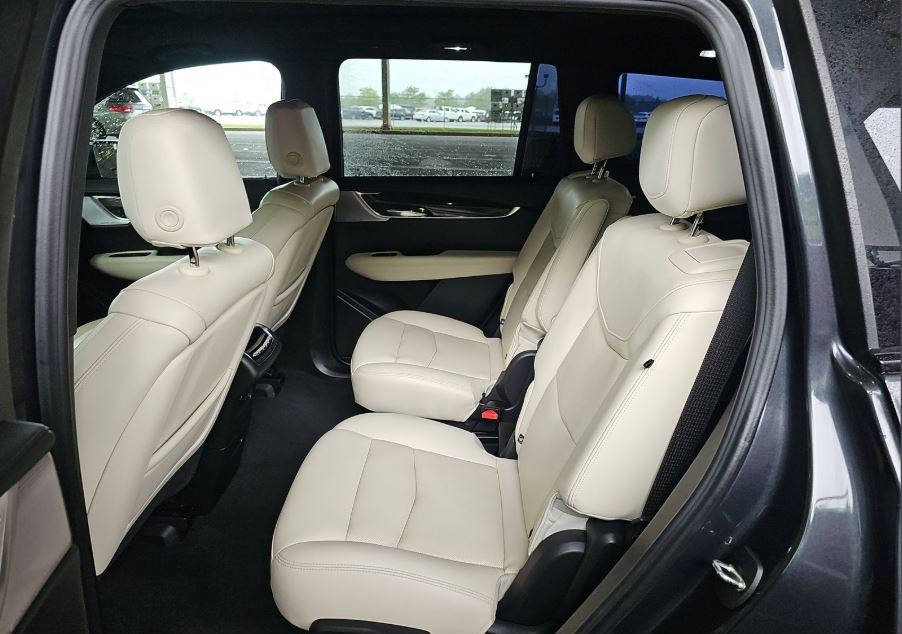 2022 Cadillac XT6 Sport photo 6