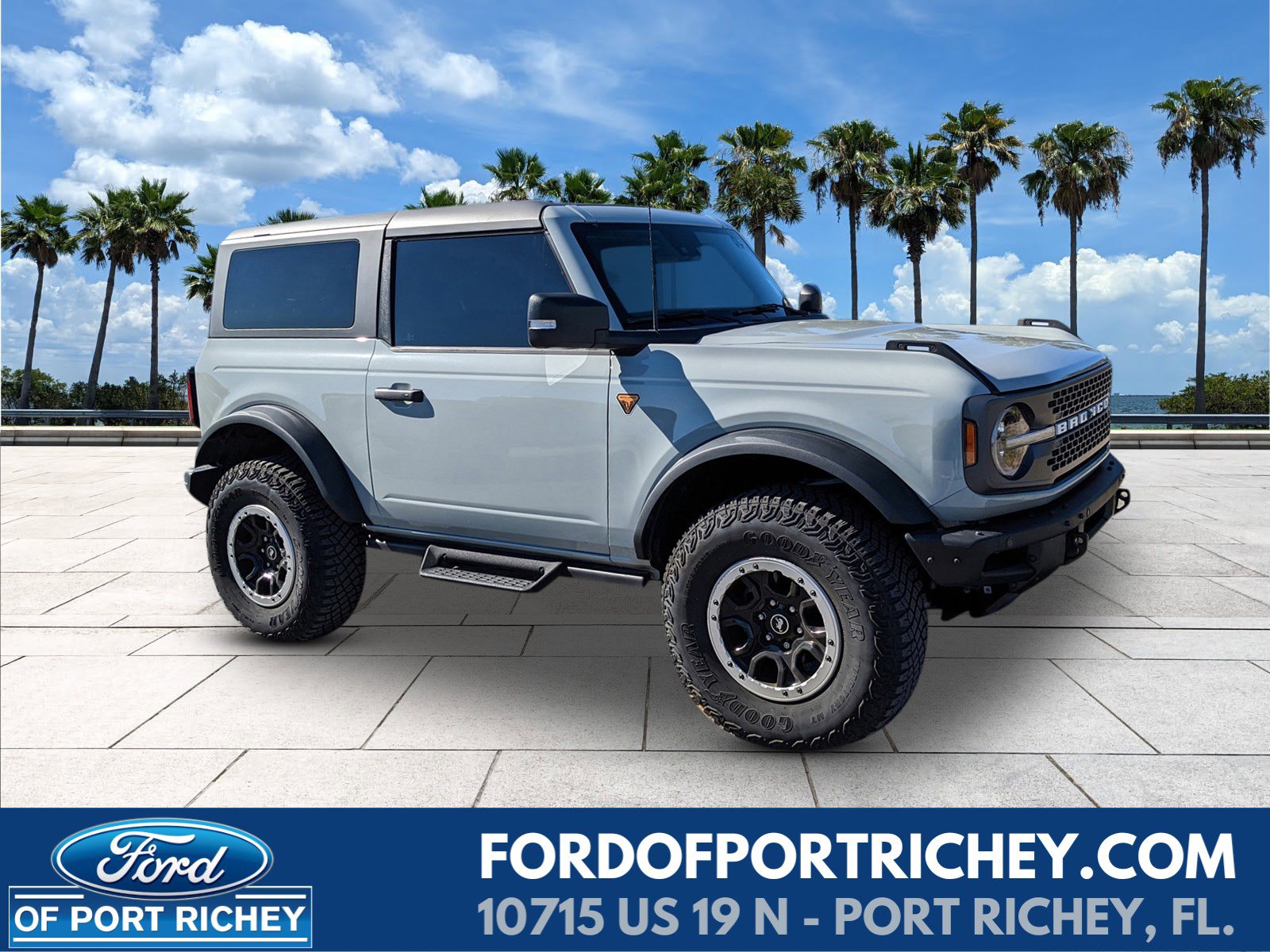 2023 Ford Bronco 2-Door Badlands's photo
