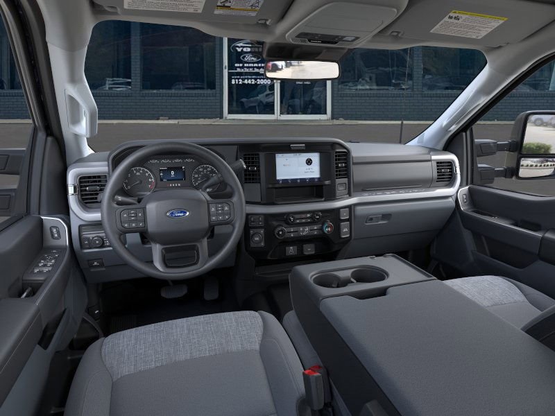 2026 Ford F-250 photo 8