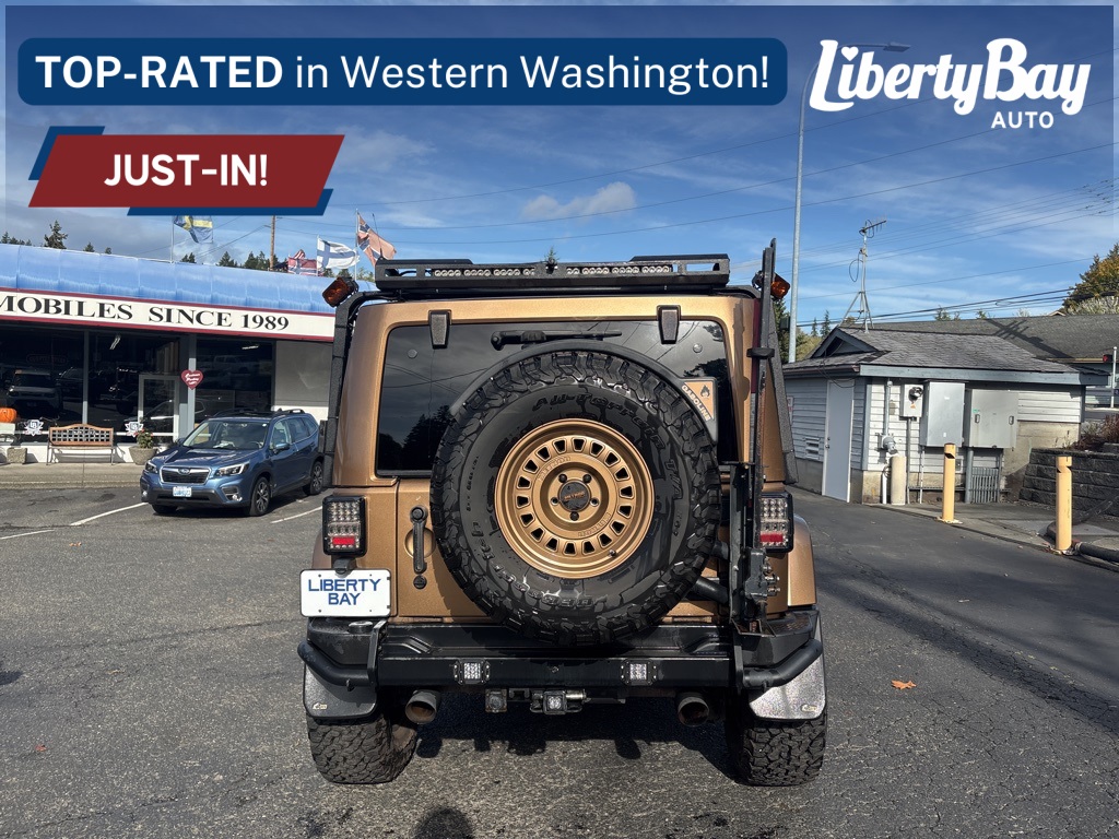 2015 Jeep Wrangler Unlimited Rubicon photo 4