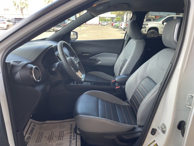 2024 Nissan Kicks SR photo 19
