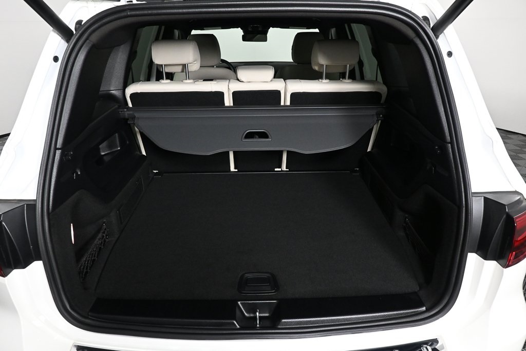 2025 Mercedes Benz GLB 250 photo 24