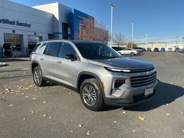 2026 Chevrolet Traverse LT's photo