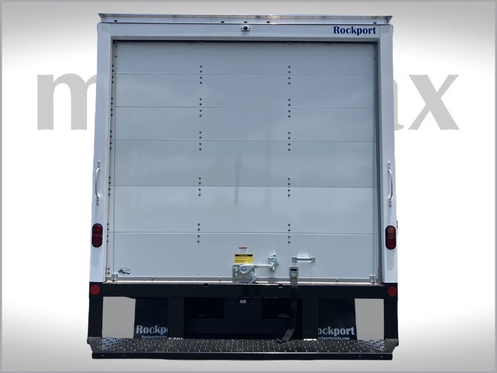 2024 Ford E-450 photo 20
