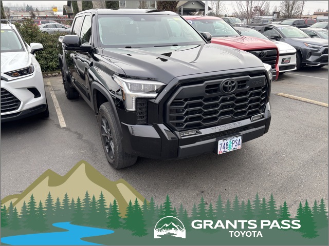 2024 Toyota Tundra Limited's photo
