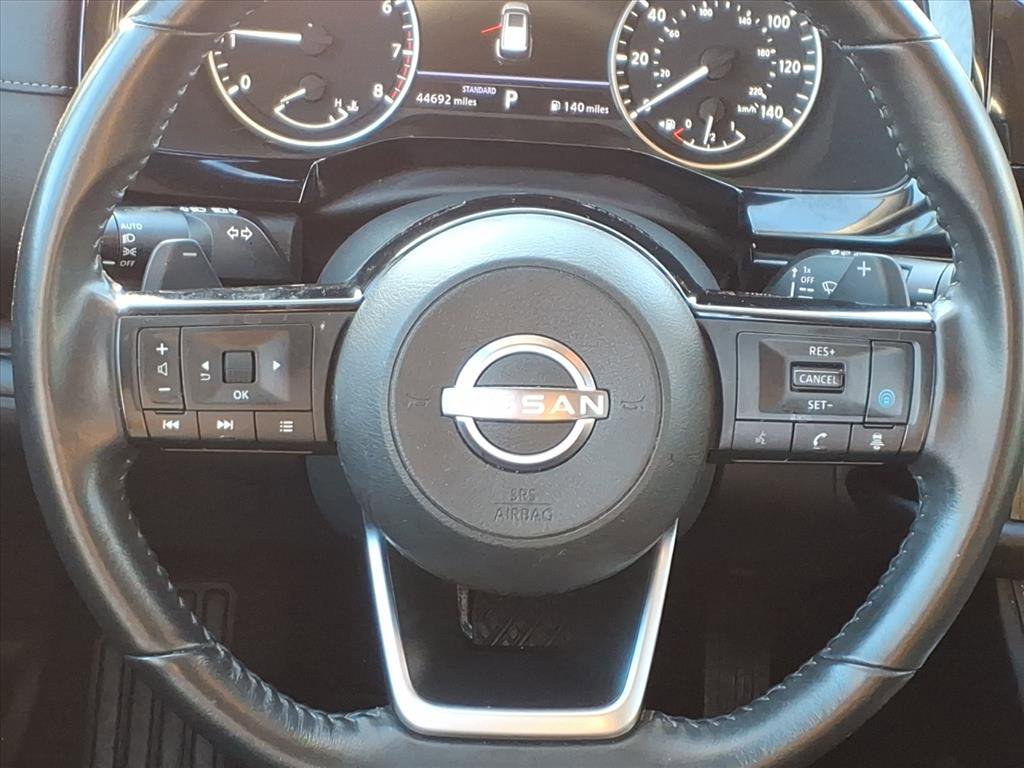 2022 Nissan Pathfinder SV photo 6