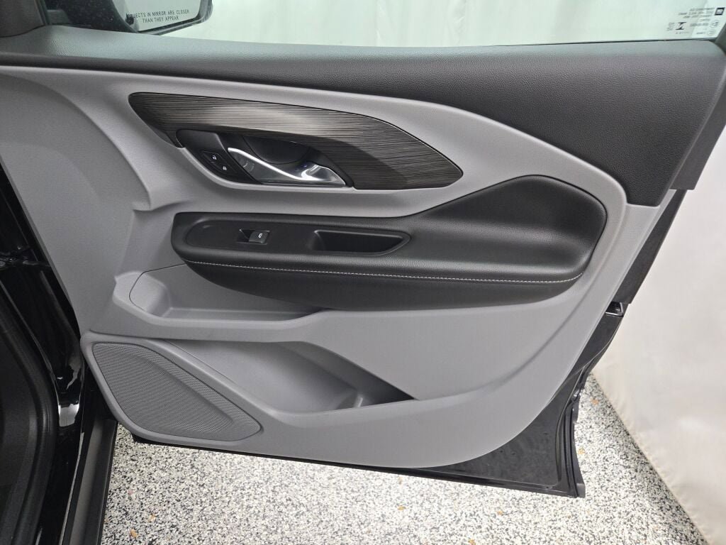 2024 Gmc Terrain SLE photo 3