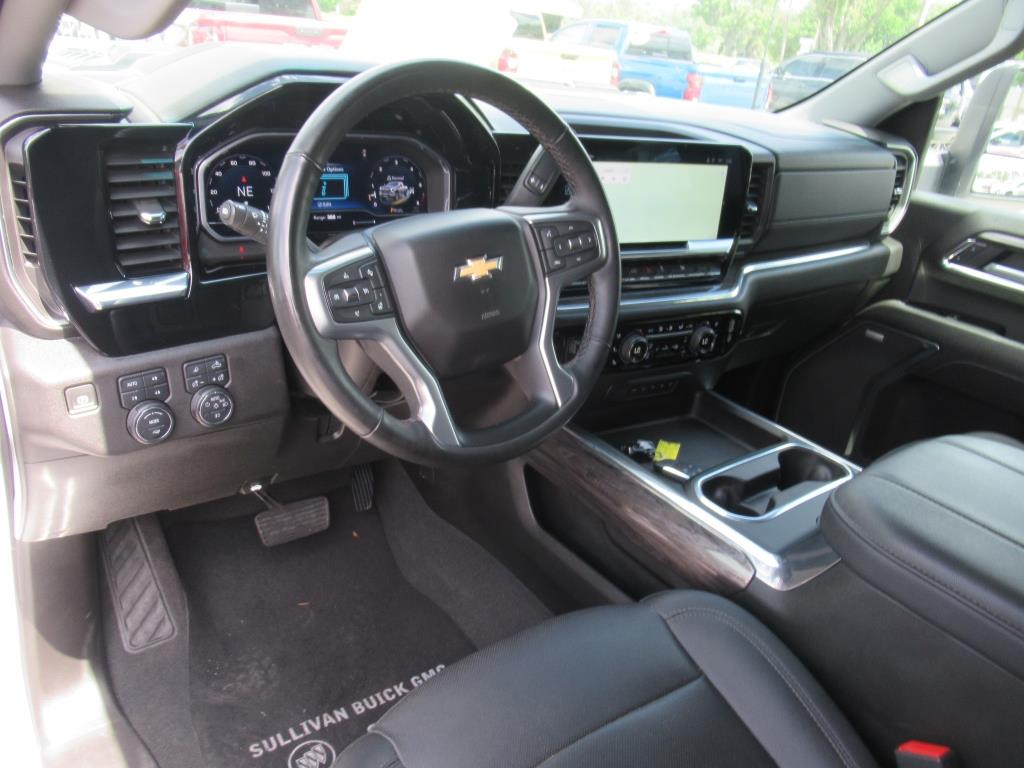 2024 Chevrolet Silverado 2500HD LTZ photo 15