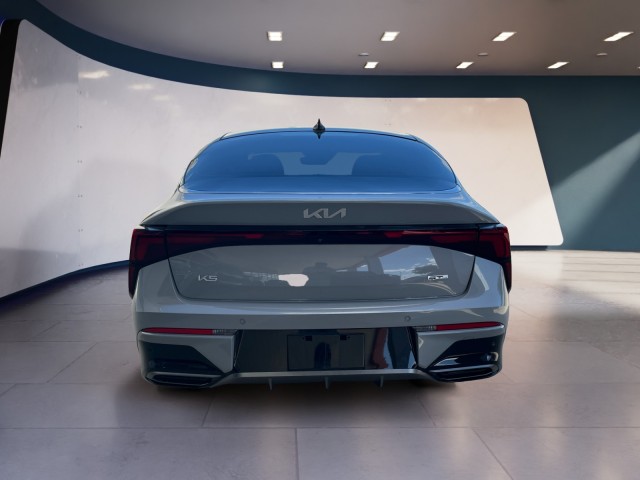 2025 Kia K5 GT-Line photo 4