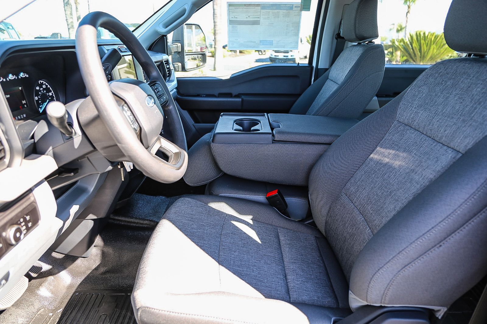 2025 Ford F-350 XL photo 8