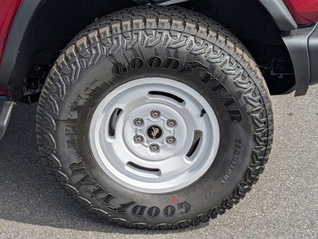 2025 Ford Bronco Heritage First Edition photo 11