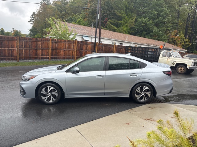 2025 Subaru Legacy Premium photo 8