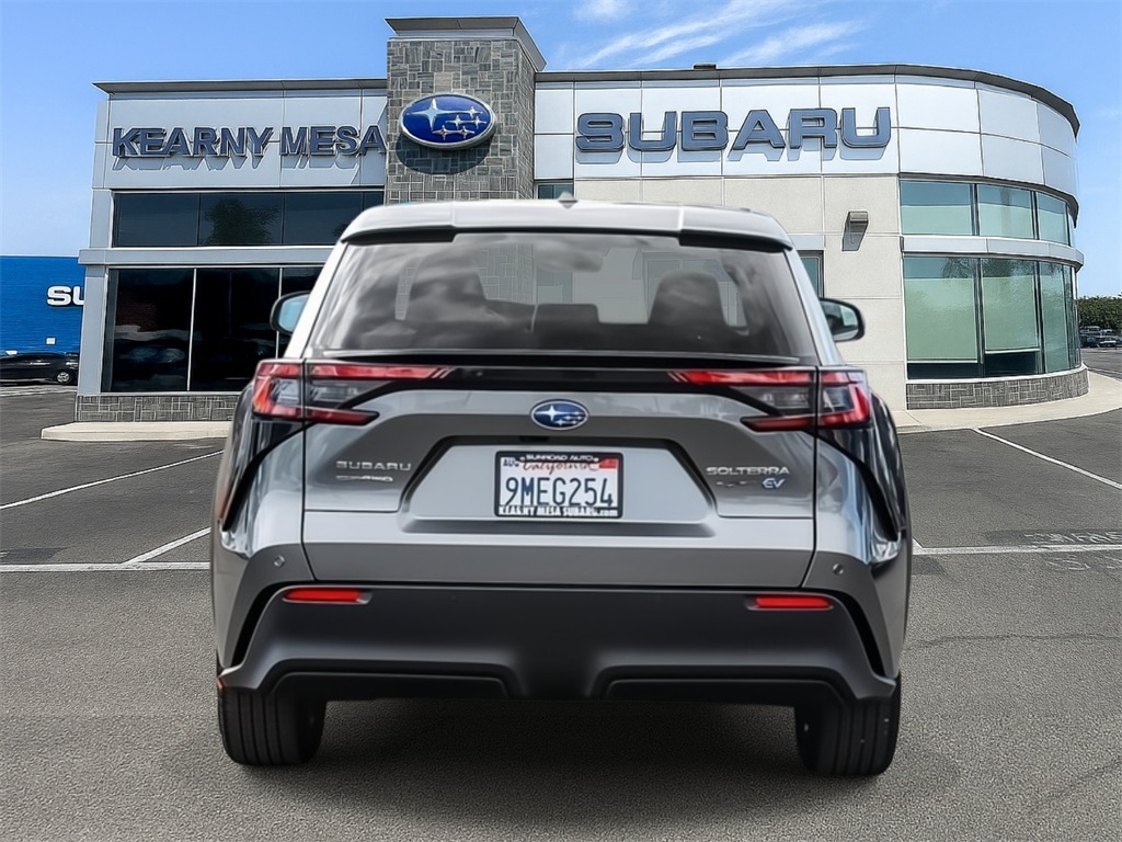2023 Subaru Solterra Premium photo 4