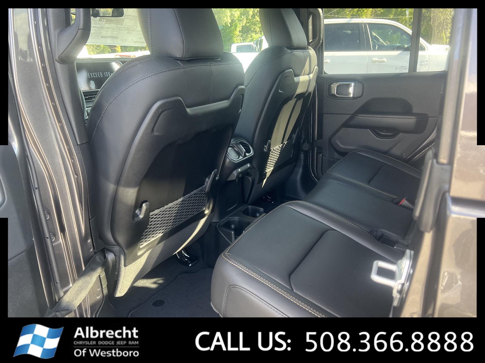 2025 Jeep Gladiator Sport photo 12