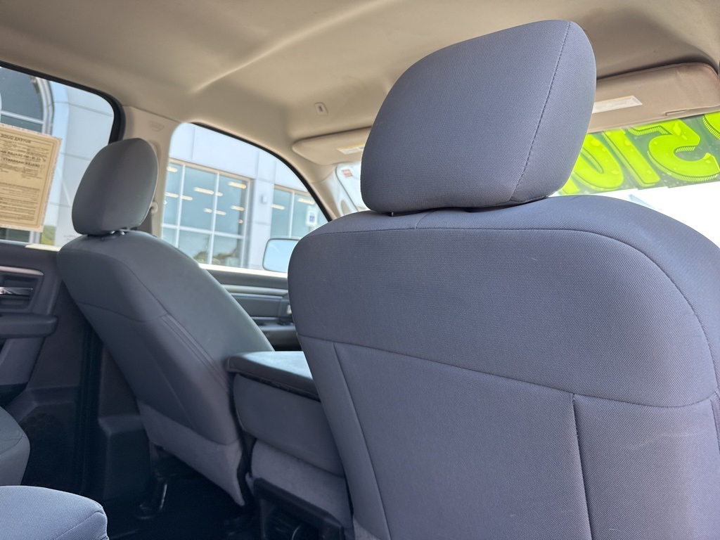 2019 Ram 1500 Classic SLT photo 27