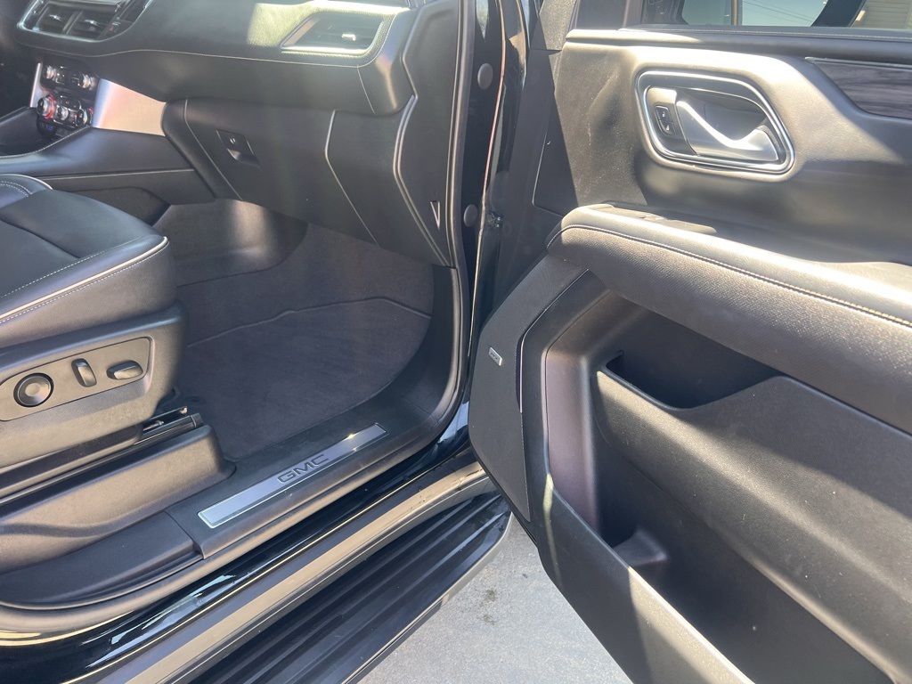 2022 Gmc Yukon XL SLT photo 42