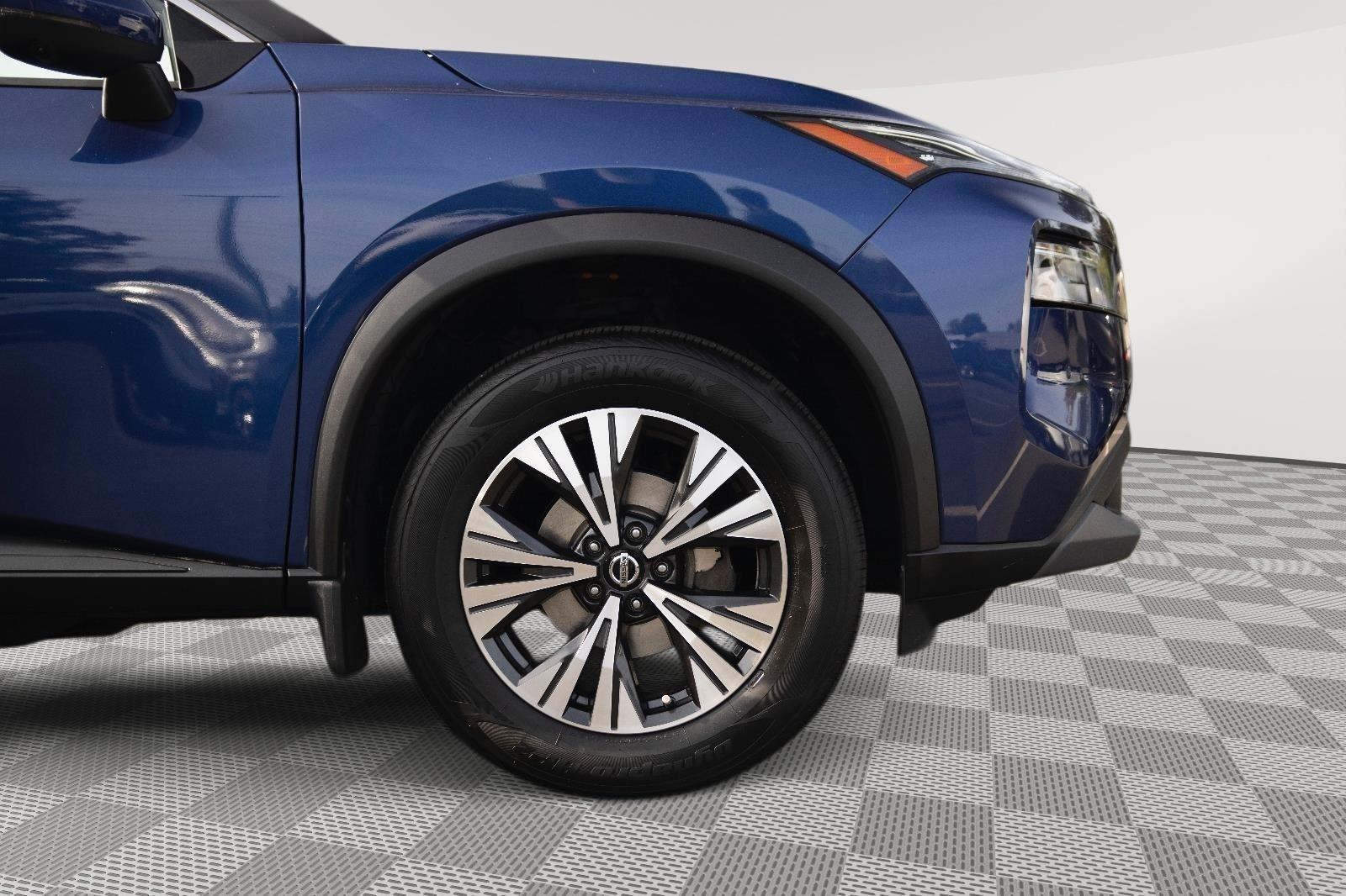 2021 Nissan Rogue SV photo 23