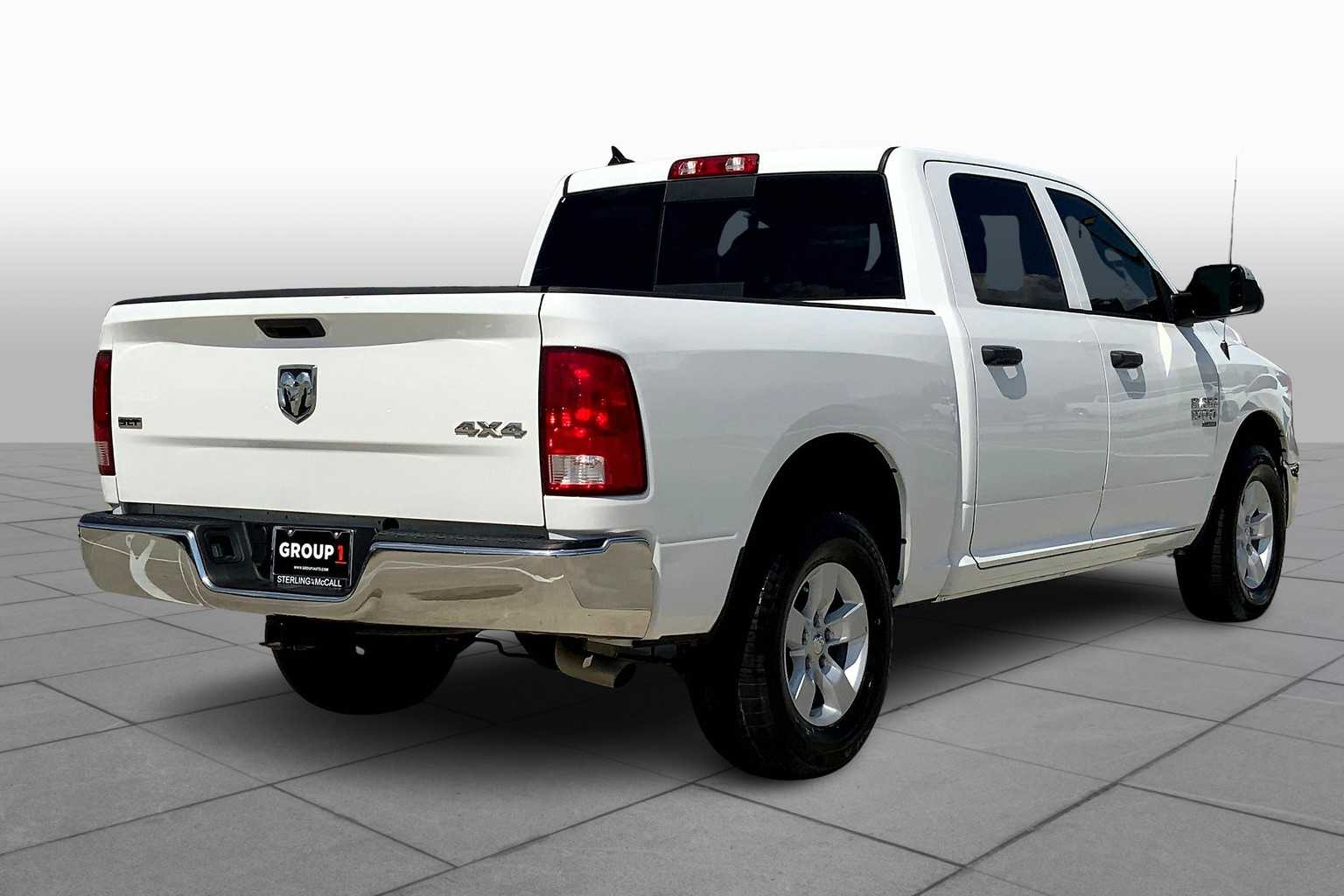 2023 Ram 1500 Classic SLT photo 12