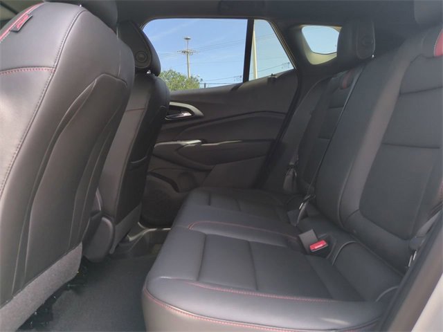 2025 Chevrolet Trax photo 12