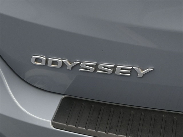 2023 Honda Odyssey Touring photo 15