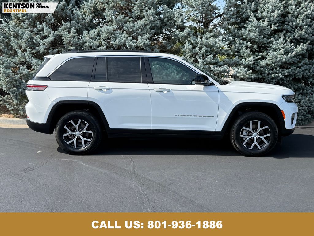 2024 Jeep Grand Cherokee Limited photo 10