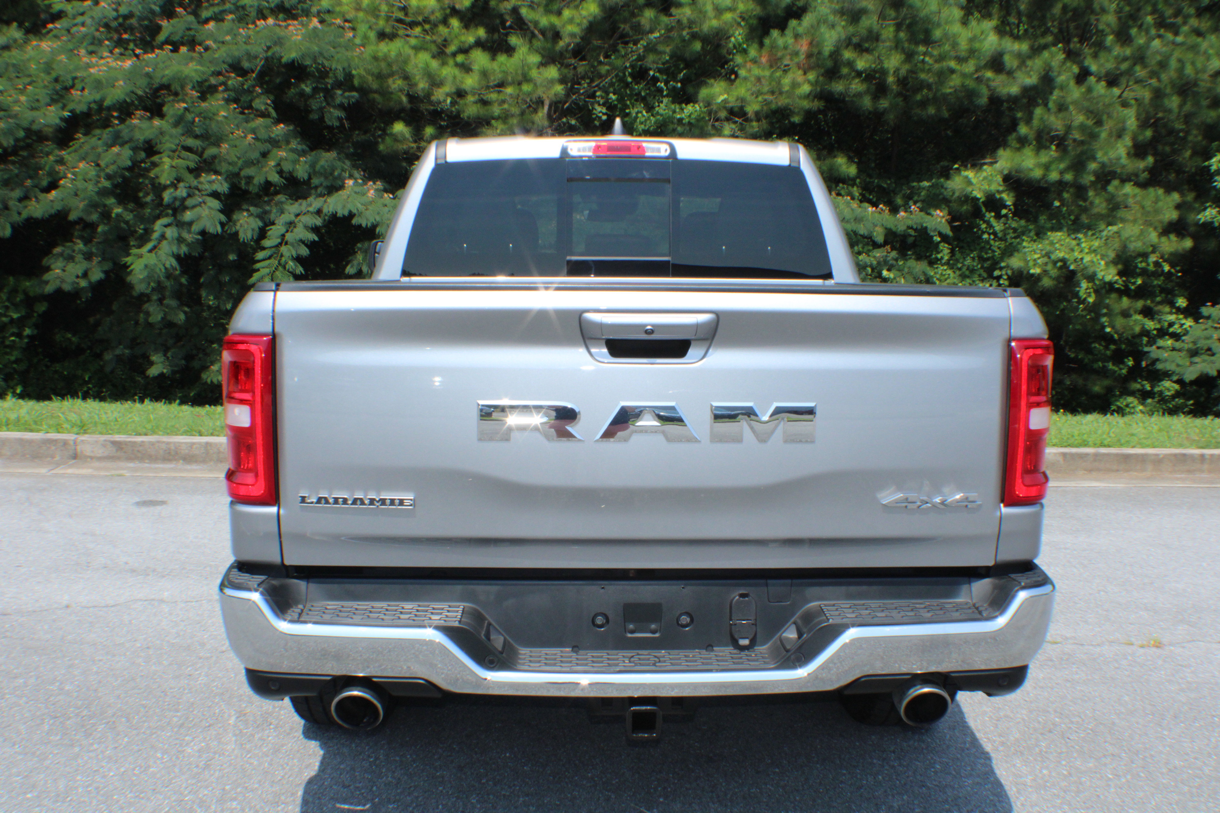 2025 Ram 1500 Laramie photo 13