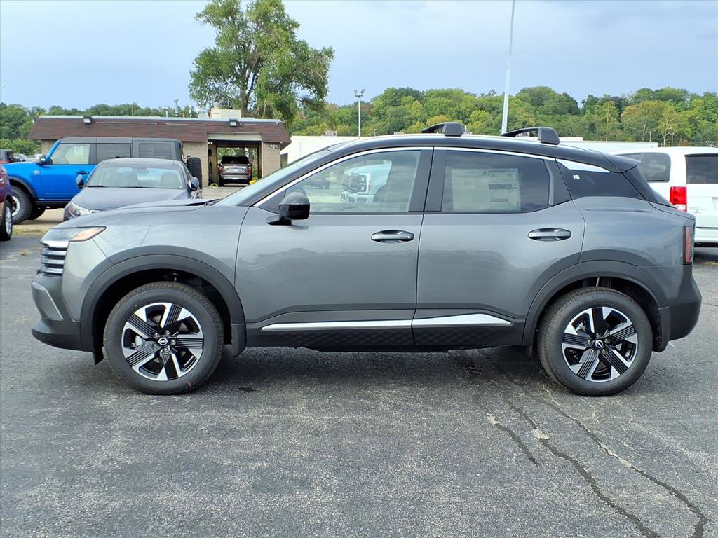 2026 Nissan Kicks SV photo 4