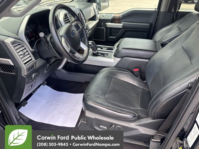 2016 Ford F-150 Lariat photo 14
