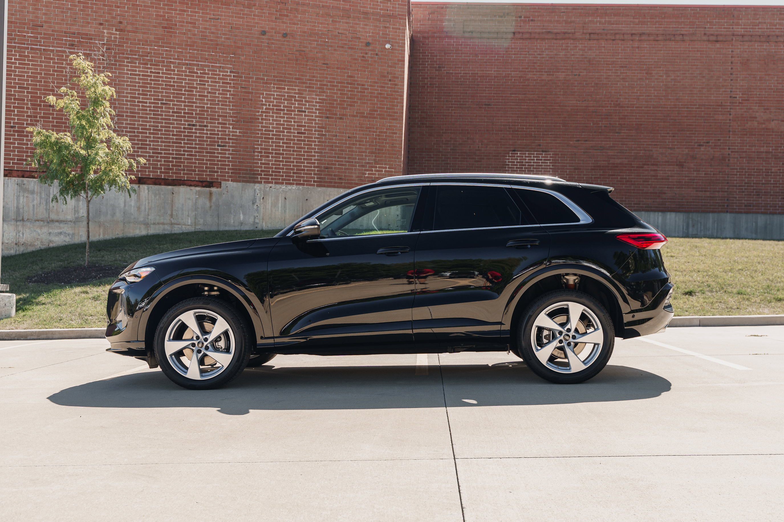 2025 Audi Q5 Premium Plus photo 6